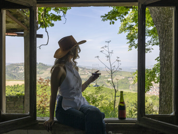 Antica cascina nelle Langhe albesi