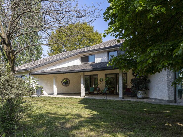 Signorile dimora piemontese con grande giardino